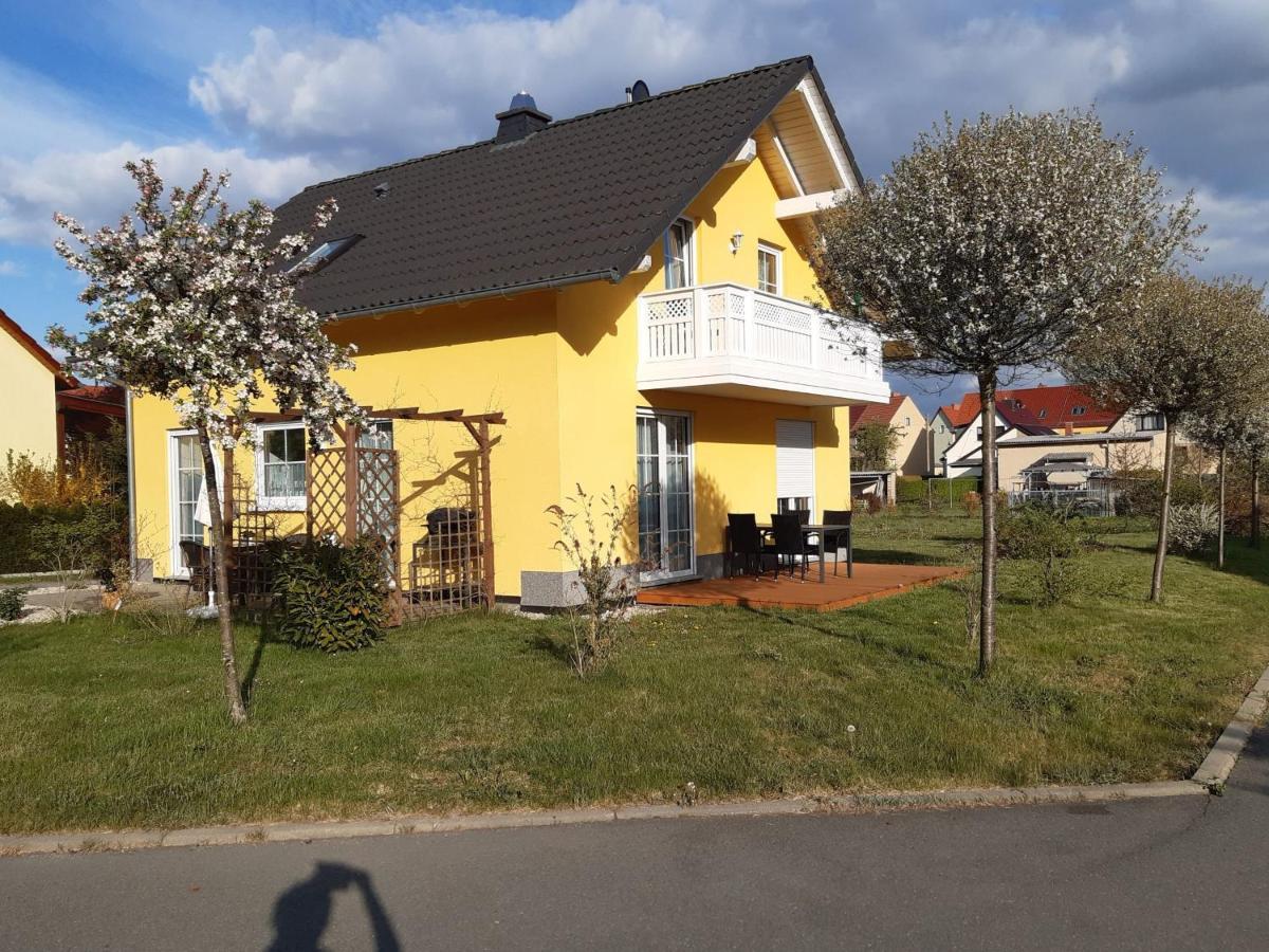 Gaestezimmer Rosi Bad Klosterlausnitz Exterior foto